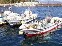 正典さんが所有する船は、刺網漁用と一本釣り用（遊漁兼用）の2隻。現在漁で使っている船は2隻目。初代は日々の漁で乗り潰してしまった。